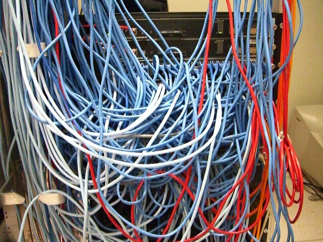 Cloud Storage vs. Local Backup: Which Is Right for You? photo