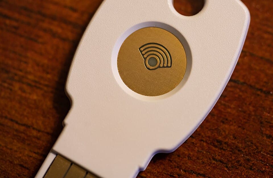 VPN vs. Built-In Browser Privacy: Which Should You Use? photo